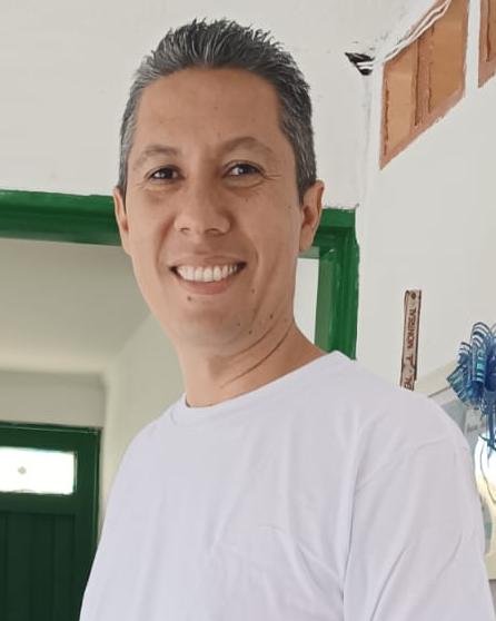 Jhon Fredy Restrepo Ríos: Pasión por la Educación y la Tecnología