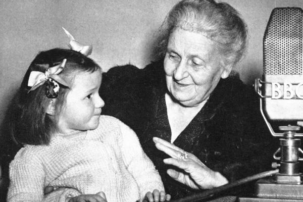 Maria Montessori: La pedagogía innovadora que sigue impactando la educación hoy en día